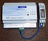 WEB'log light datalogger with attached pulse single phase kWh meter.